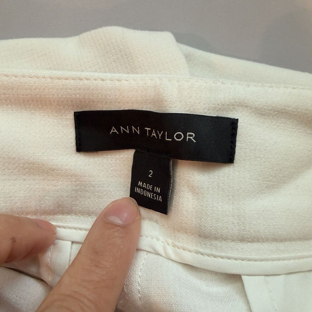 Ann Taylor Ivory Cropped Straight Leg Career Pants Stretch Side Zip 2 Minimalist - Picture 7 of 14
